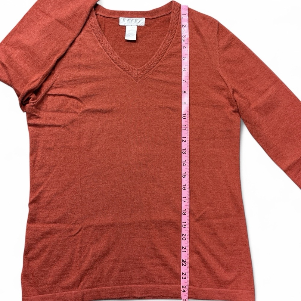 McDuff 100% Cashmere Knit Pullover V Neck Sweater, Red, Women's Size Medium - Picture 4 of 8